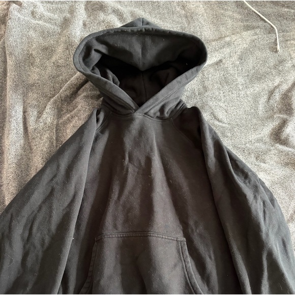 Aritzia Other - Aritzia Men's Charcoal Hoodie